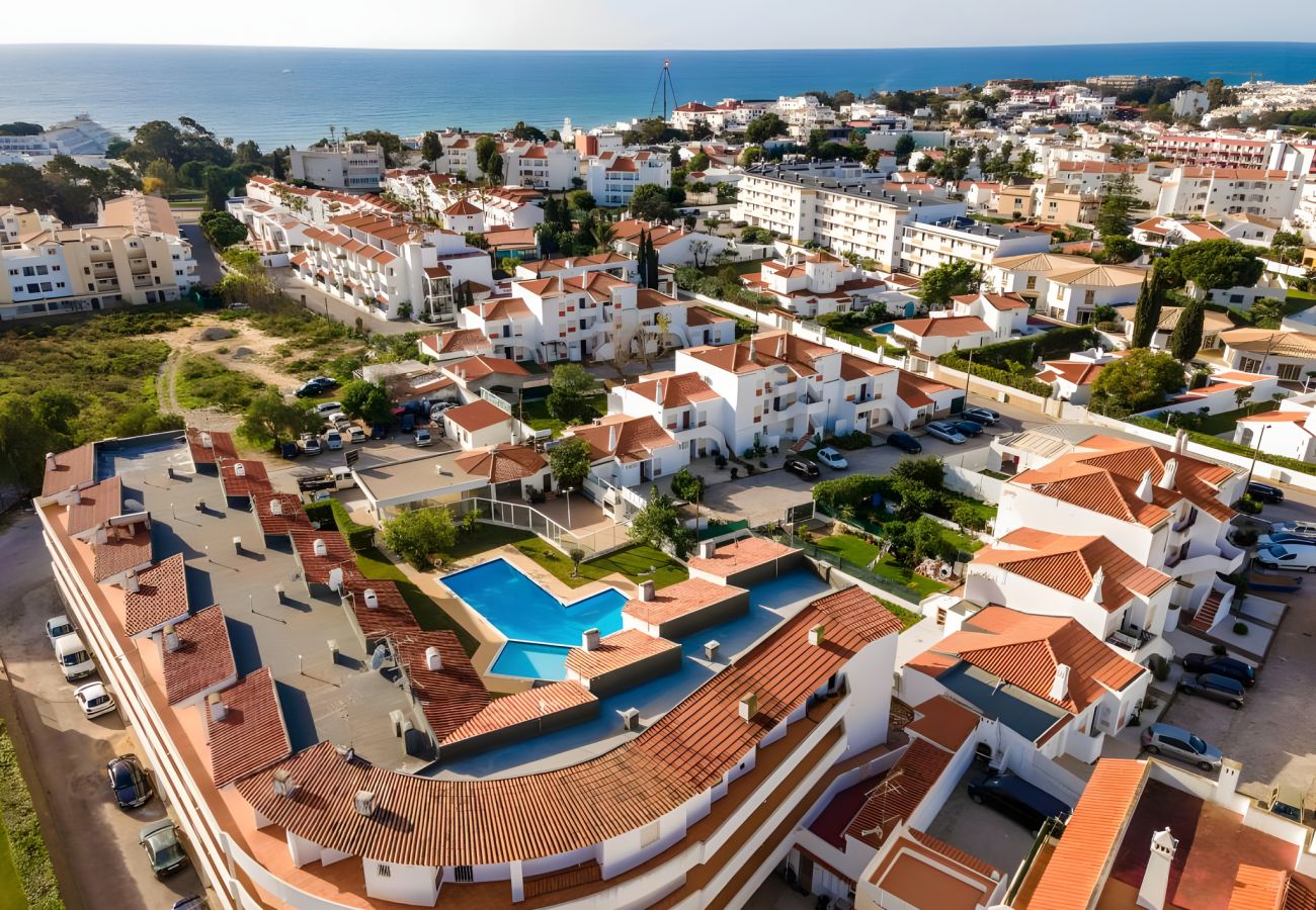 Apartamento em Albufeira - Santa Eulália 2-Bedroom Apartment w/ Swimming Pool