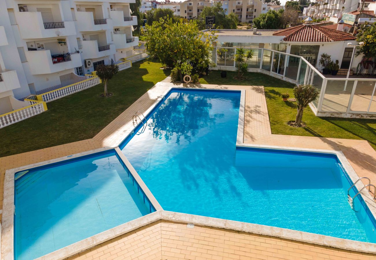 Apartamento em Albufeira - Santa Eulália 2-Bedroom Apartment w/ Swimming Pool