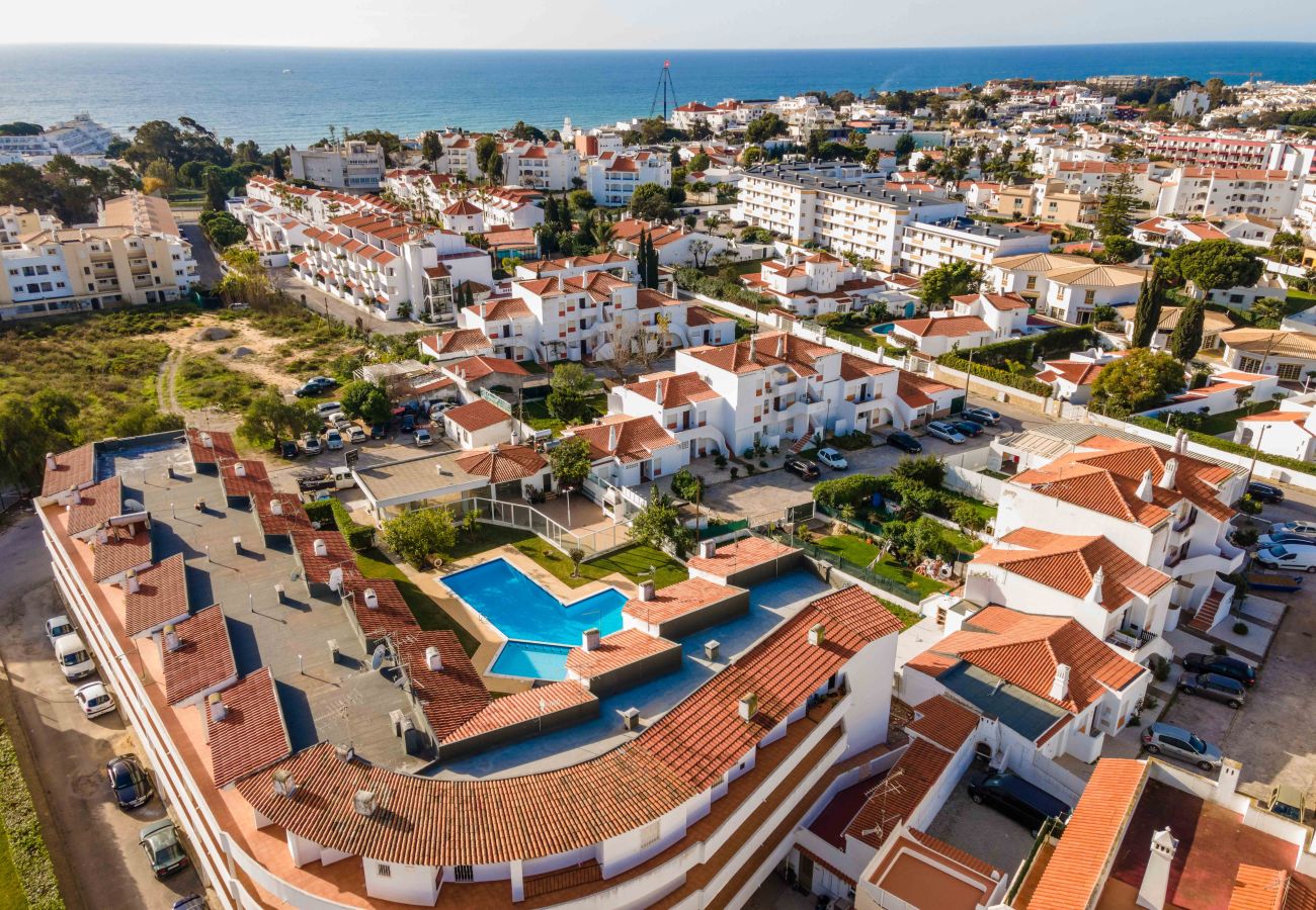 Apartamento em Albufeira - Santa Eulália 2-Bedroom Apartment w/ Swimming Pool
