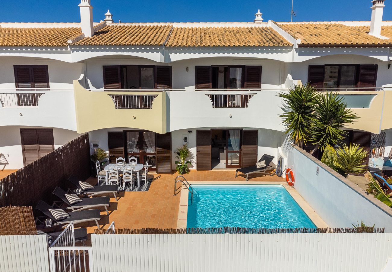 Villa em Guia - Villa Canto Ii - 500m from the Beach -Private Pool