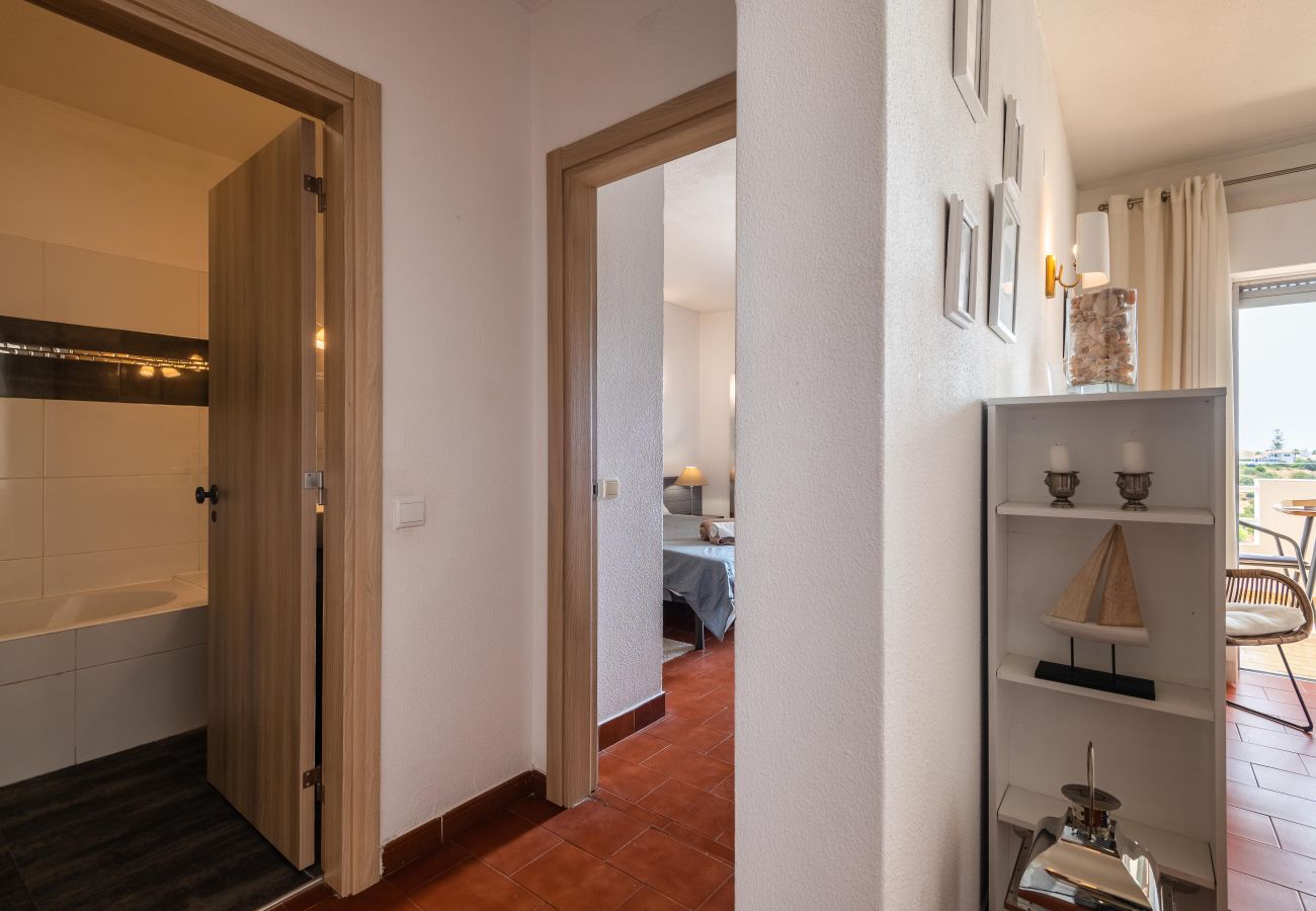 Apartamento em Albufeira - Sea View Central Town 2 Bedroom Apartment