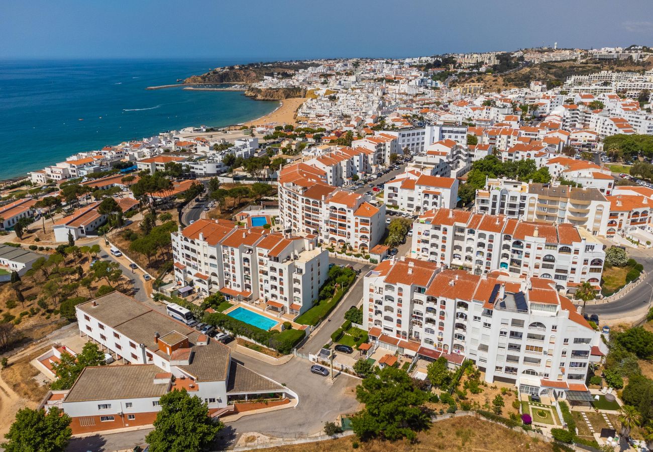 Apartamento em Albufeira - Sea View Central Town 2 Bedroom Apartment