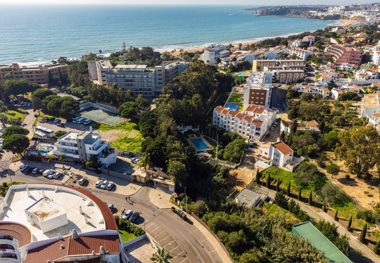 Apartamento em Albufeira - Lemon House - 500m da Praia