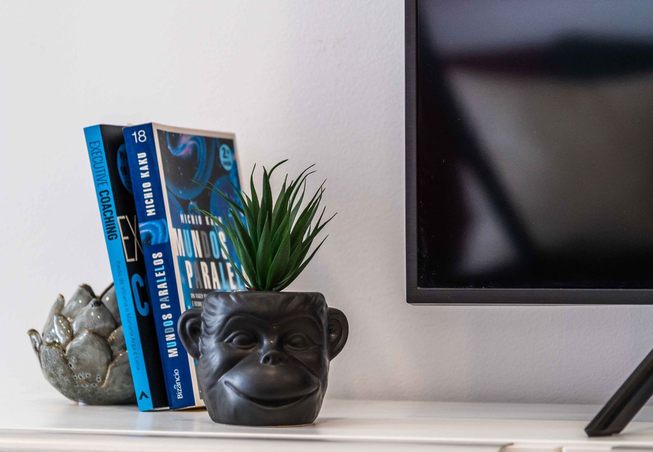 Apartamento em Guia - Salgados 2 Bedroom Apartment