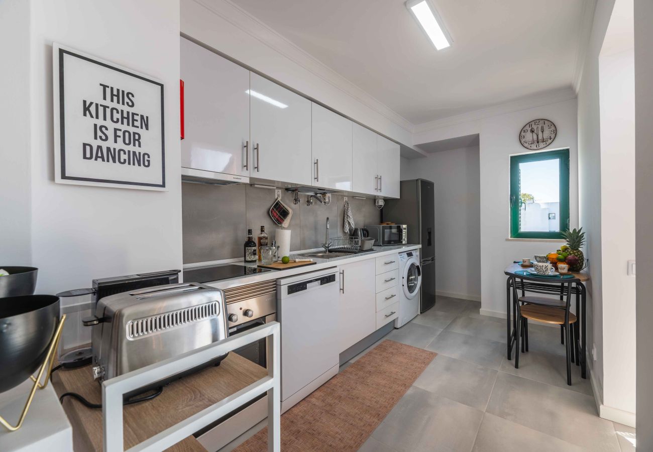 Apartamento em Guia - Salgados 2 Bedroom Apartment