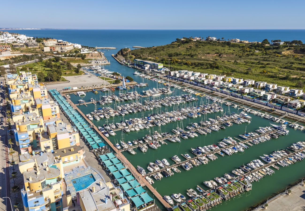 Apartamento em Albufeira - Marina View 1 Bedroom Apartment w/ Swimming Pool
