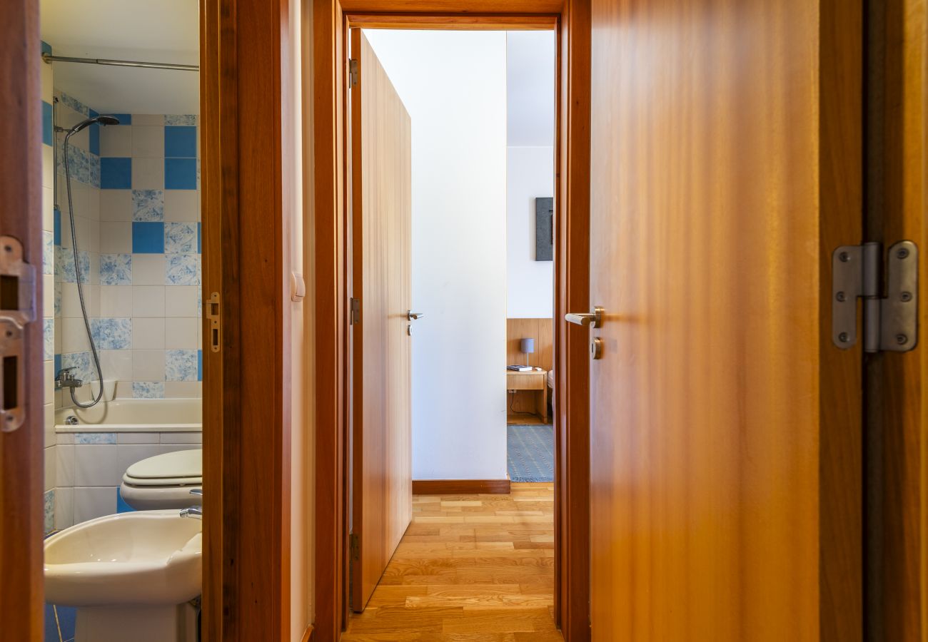 Apartamento em Albufeira - Marina View 1 Bedroom Apartment w/ Swimming Pool