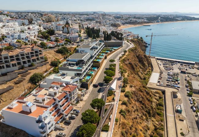 Apartamento em Albufeira - Baleeira Sea View Studio