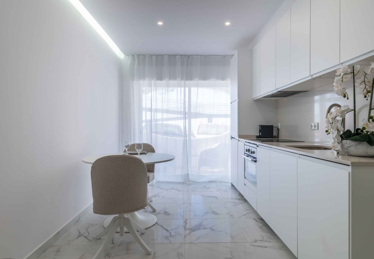 Apartamento em Albufeira - Baleeira Sea View Studio