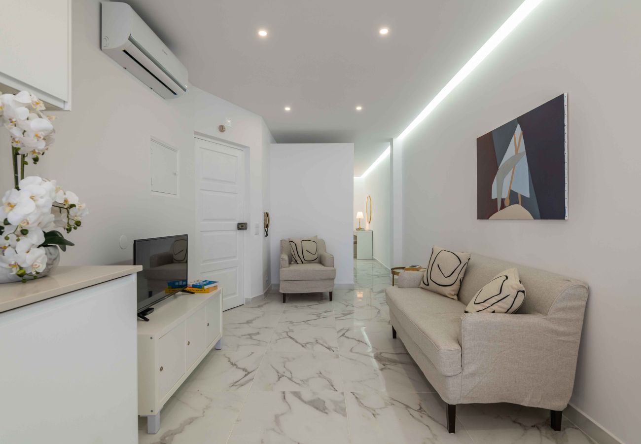 Apartamento em Albufeira - Baleeira Sea View Studio