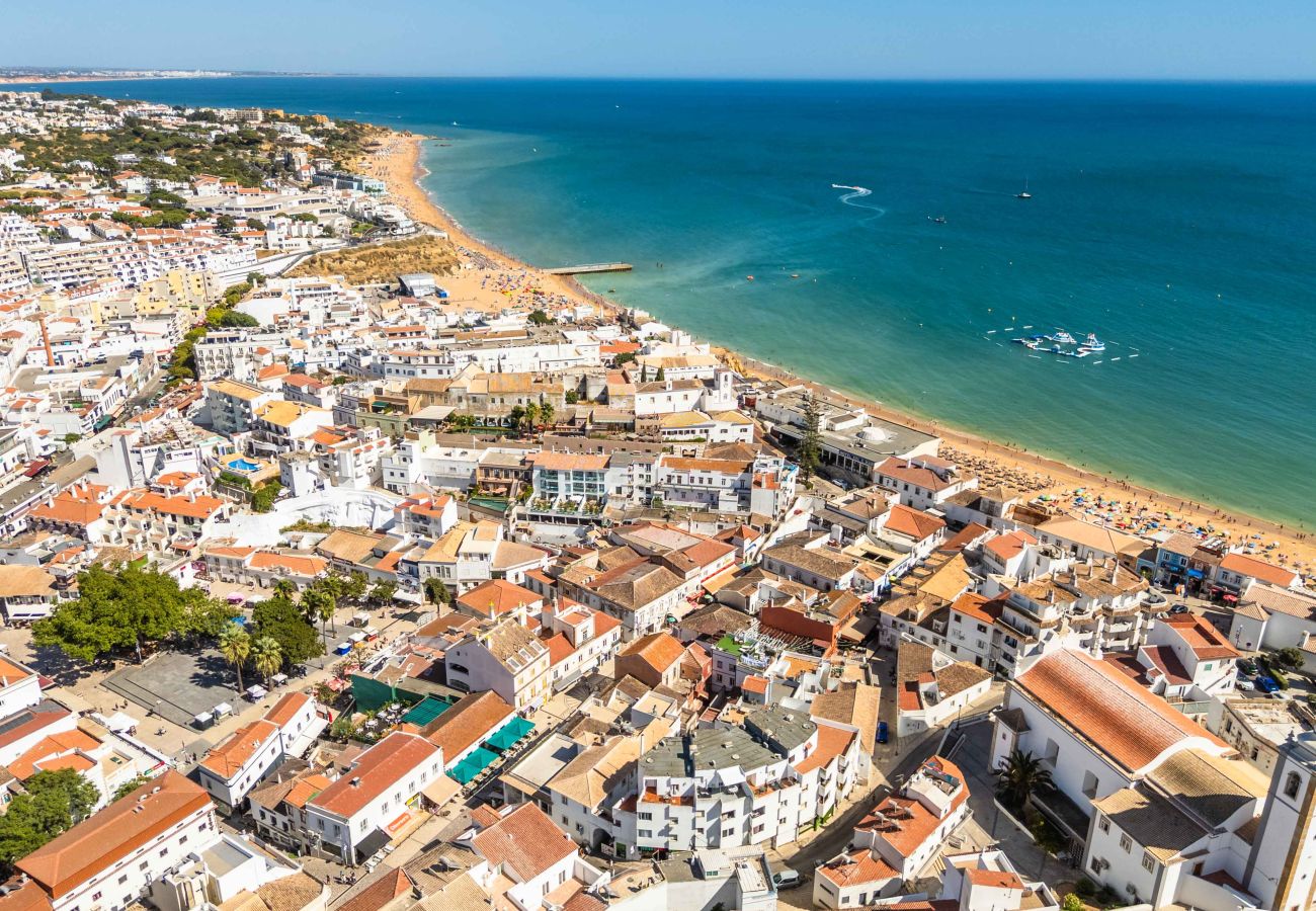 Apartamento em Albufeira - Downtown Rooftop 1 Bedroom Apartment