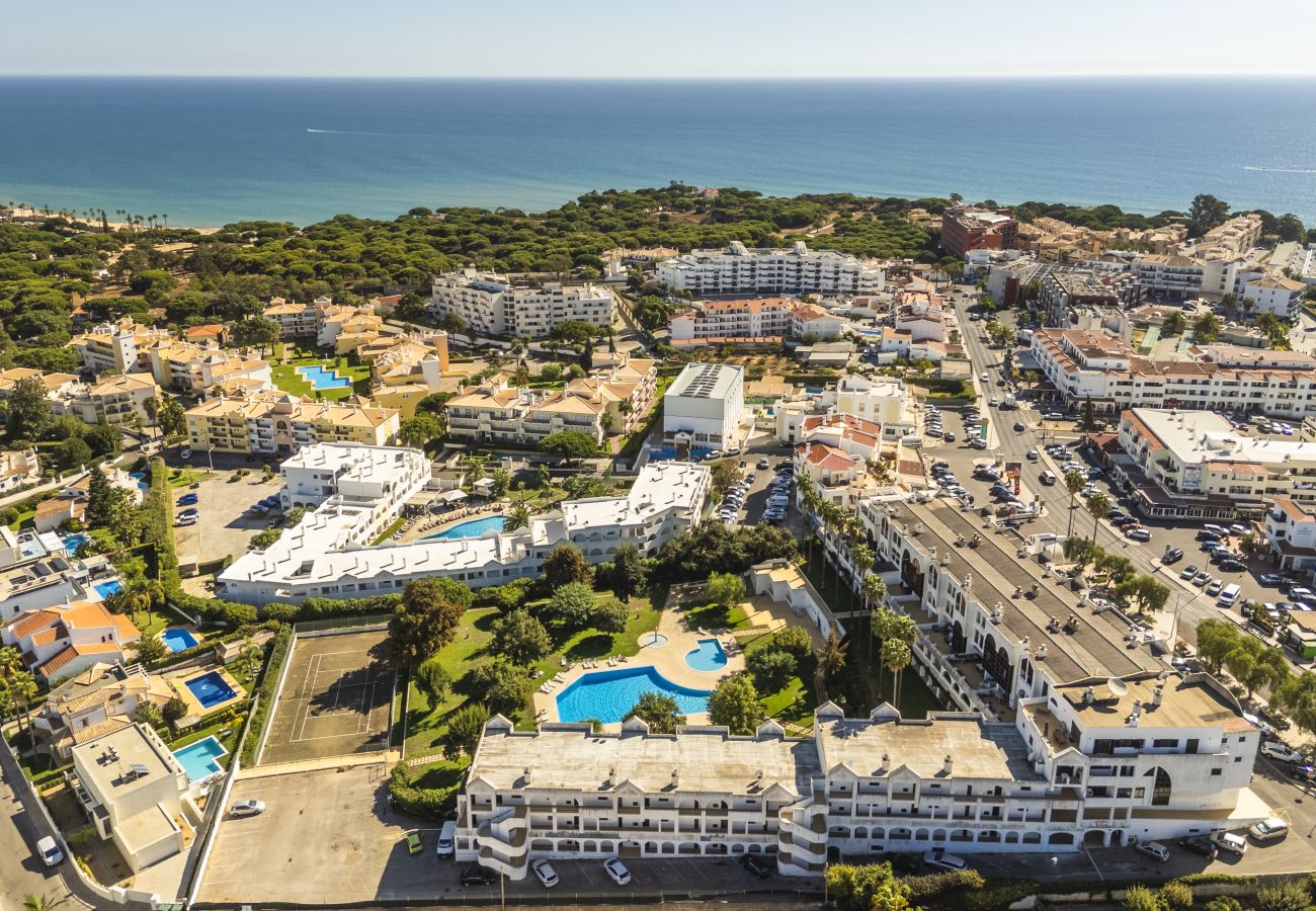 Apartamento em Albufeira - Casa Alonso 2 Bedroom Apartment with Pool