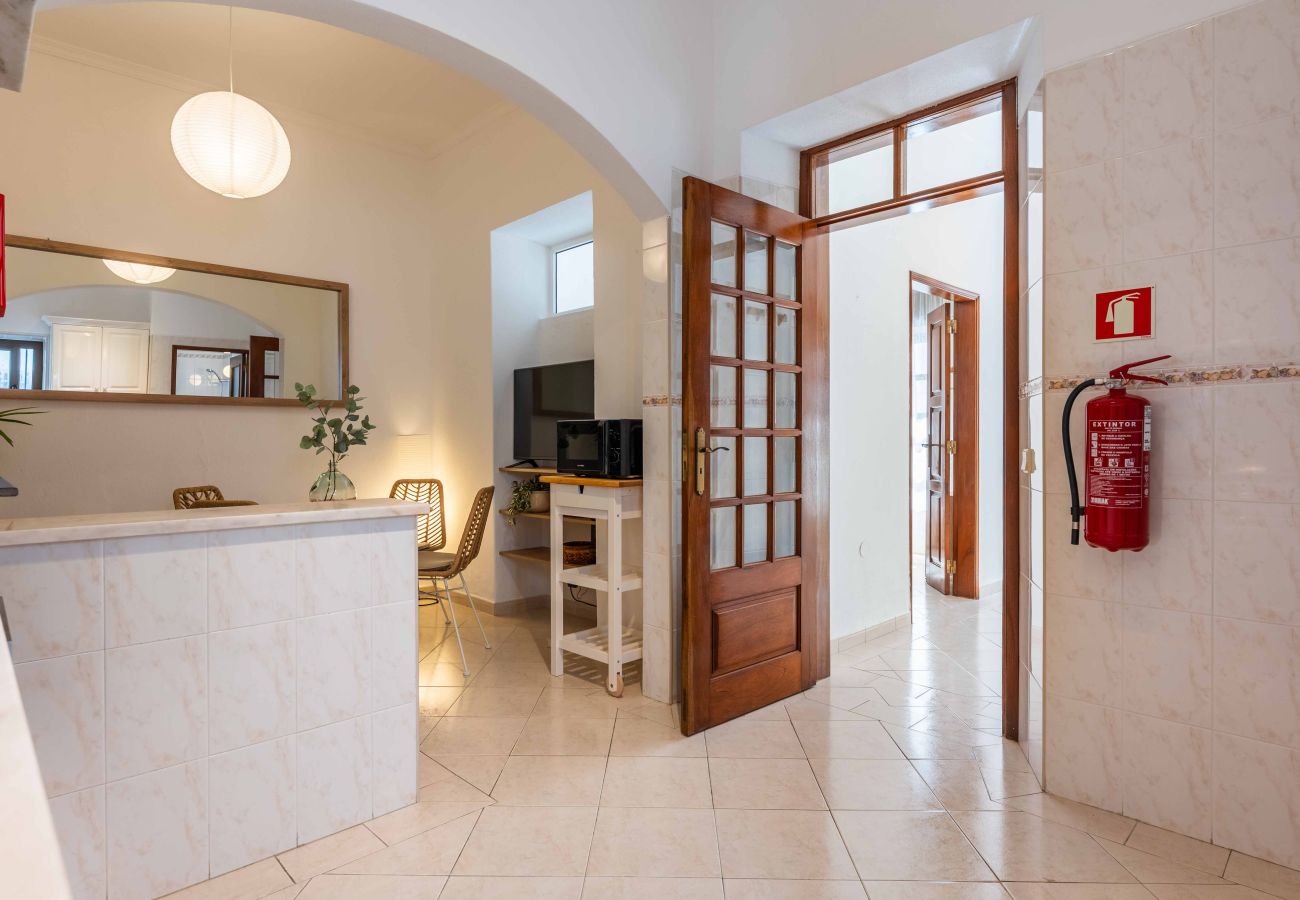 Casa geminada em Albufeira - Casa da Bica T2, 250m Old Town Beach