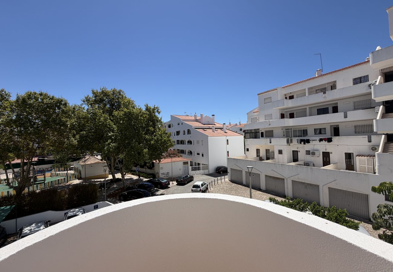 Apartamento em Albufeira - Central Town 2-Bedroom Classy Apartment Albufeira
