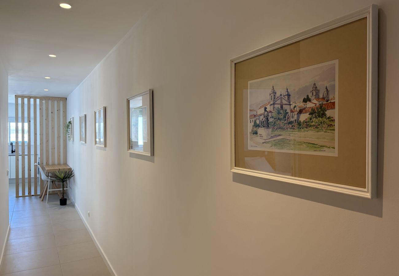 Apartamento em Albufeira - Central Town 2-Bedroom Classy Apartment Albufeira