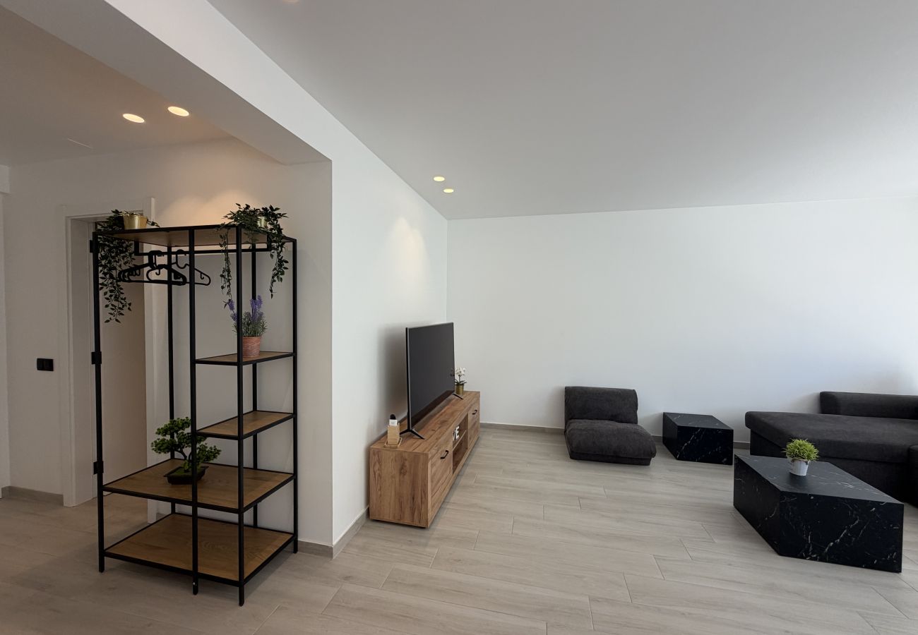 Apartamento em Albufeira - Agua Plaza T2 with Pool & AC