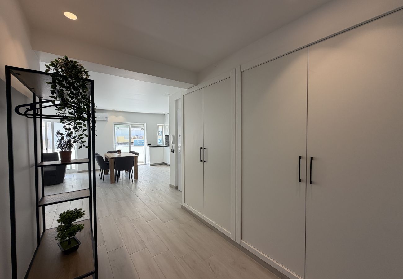 Apartamento em Albufeira - Agua Plaza T2 with Pool & AC