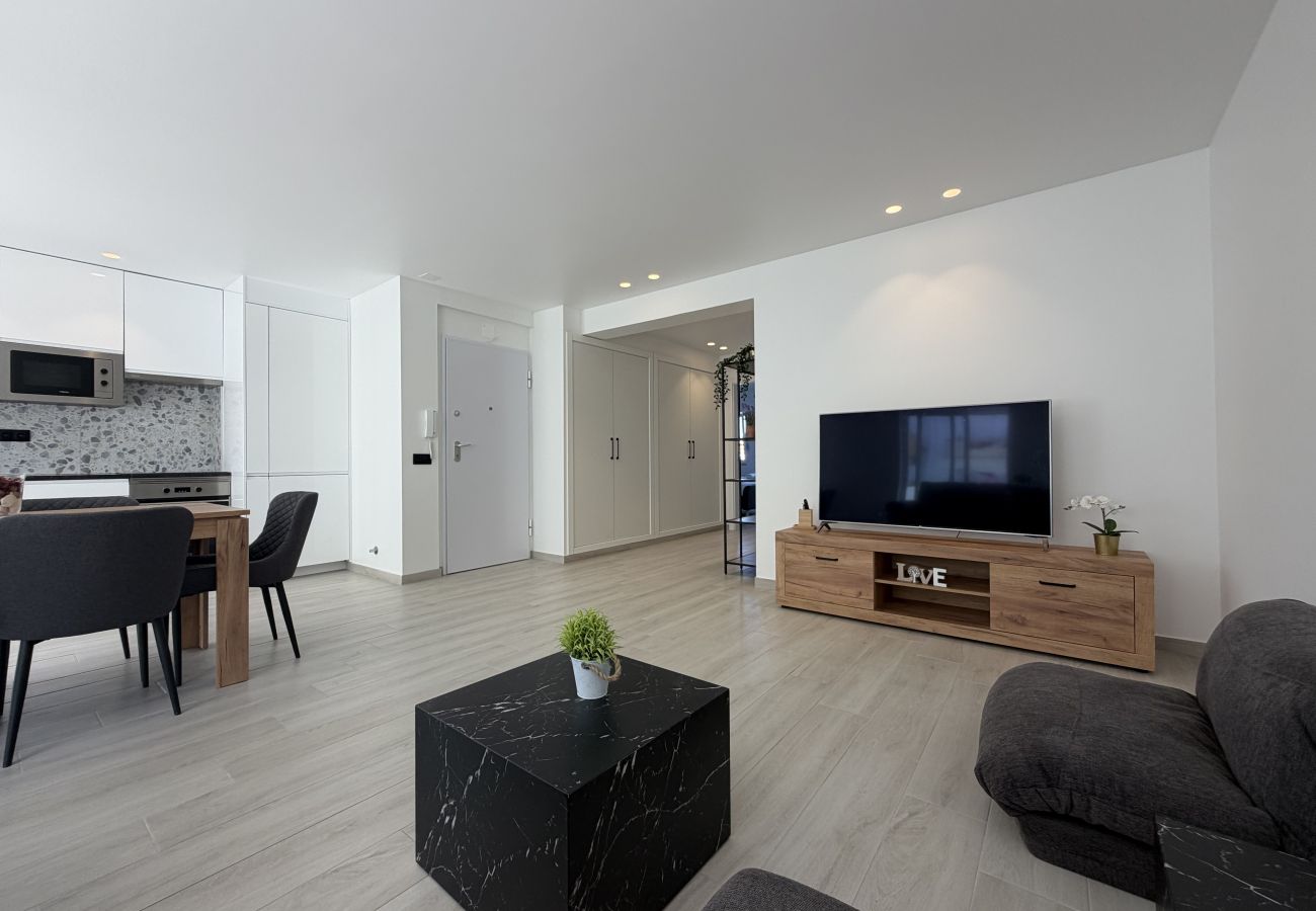 Apartamento em Albufeira - Agua Plaza T2 with Pool & AC