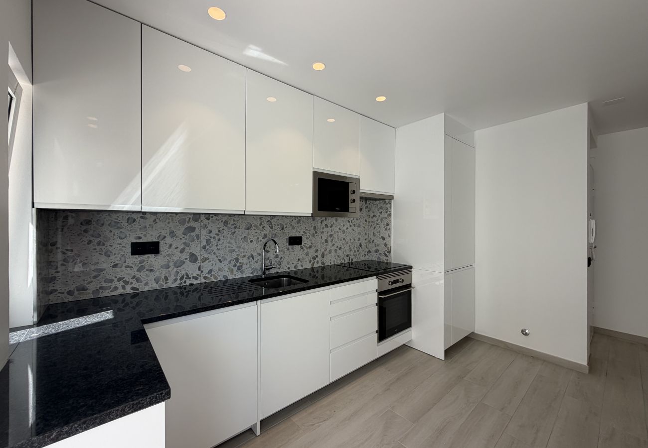 Apartamento em Albufeira - Agua Plaza T2 with Pool & AC
