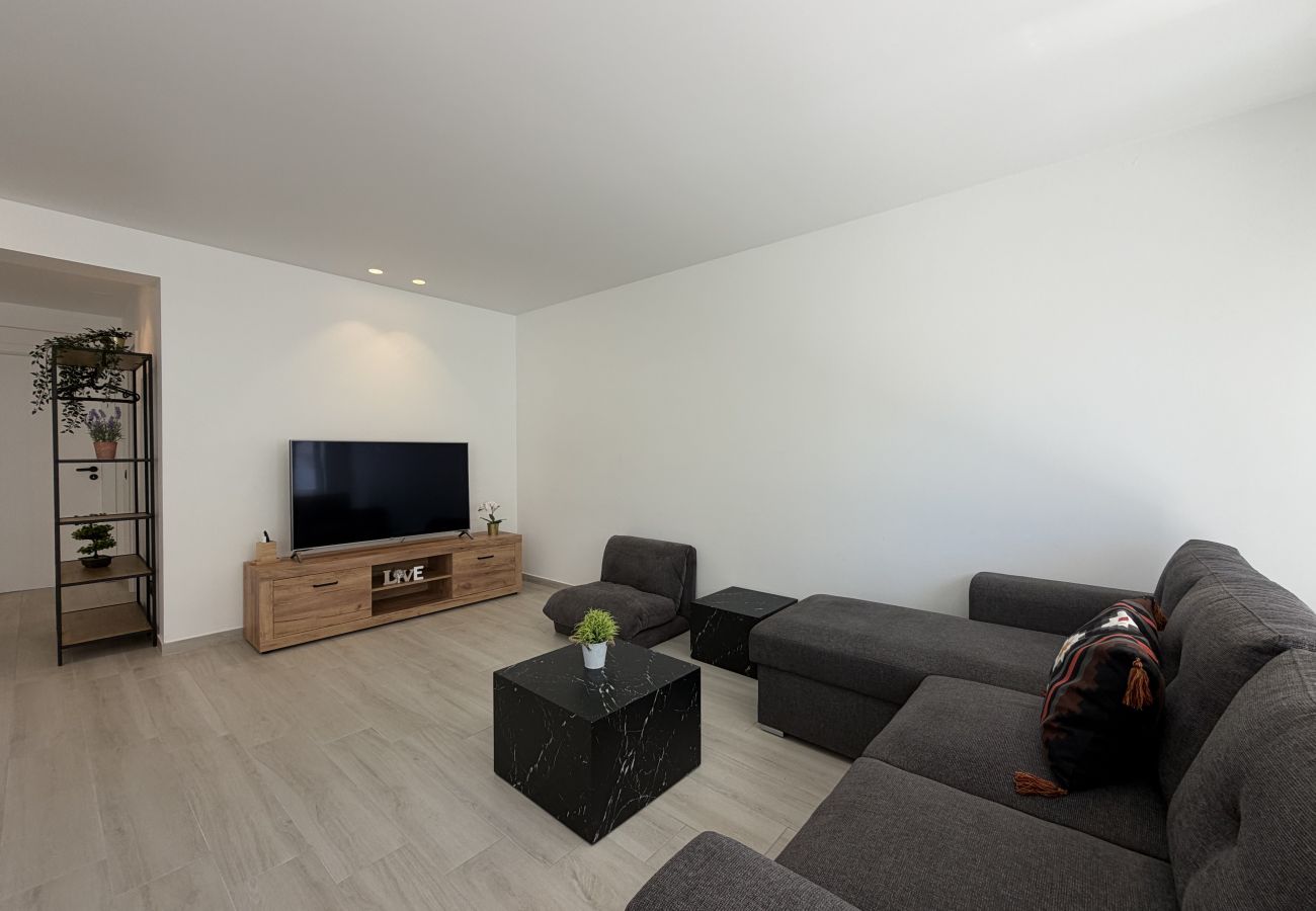 Apartamento em Albufeira - Agua Plaza T2 with Pool & AC