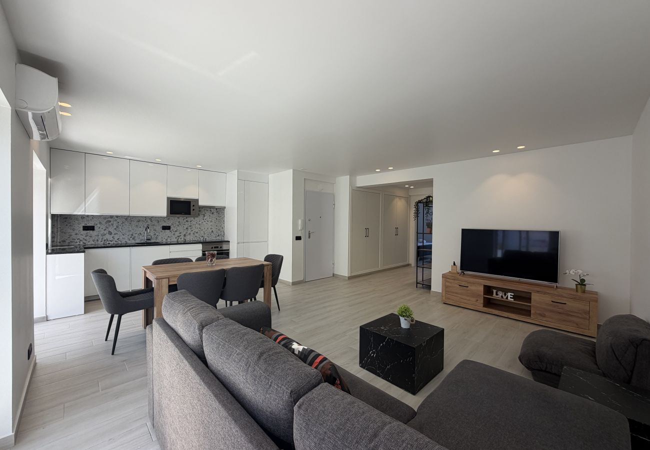 Apartamento em Albufeira - Agua Plaza T2 with Pool & AC