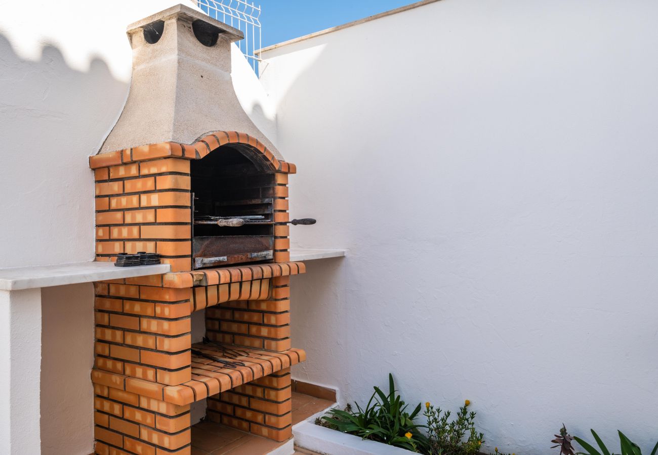 Villa in Guia - Villa Canto Ii - 500m from the Beach -Private Pool