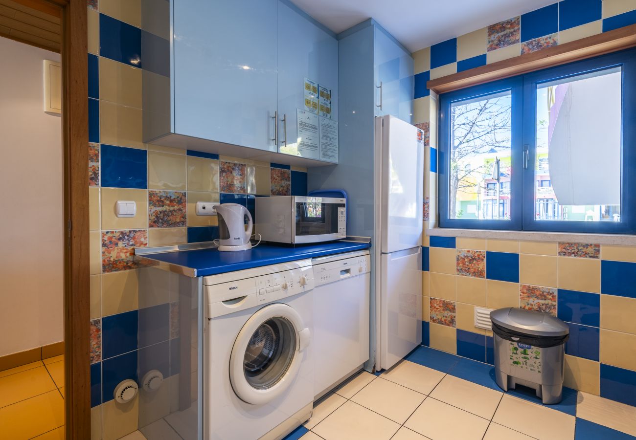 Apartment in Albufeira - Marina Orada 1 Bedroom Apartment with Pool