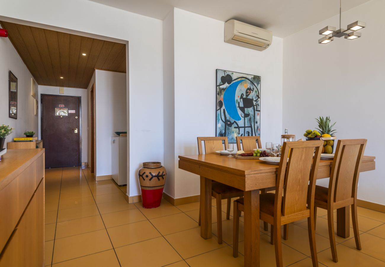 Apartment in Albufeira - Marina Orada 1 Bedroom Apartment with Pool