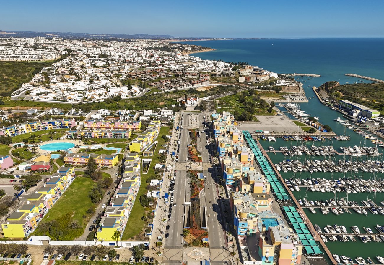 Apartment in Albufeira - Marina Orada 1 Bedroom Apartment with Pool