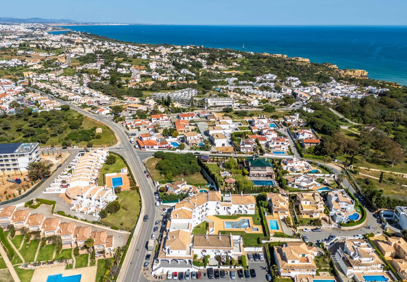 Apartment in Albufeira - São Rafael 1 Bedroom with Pool and Wifi