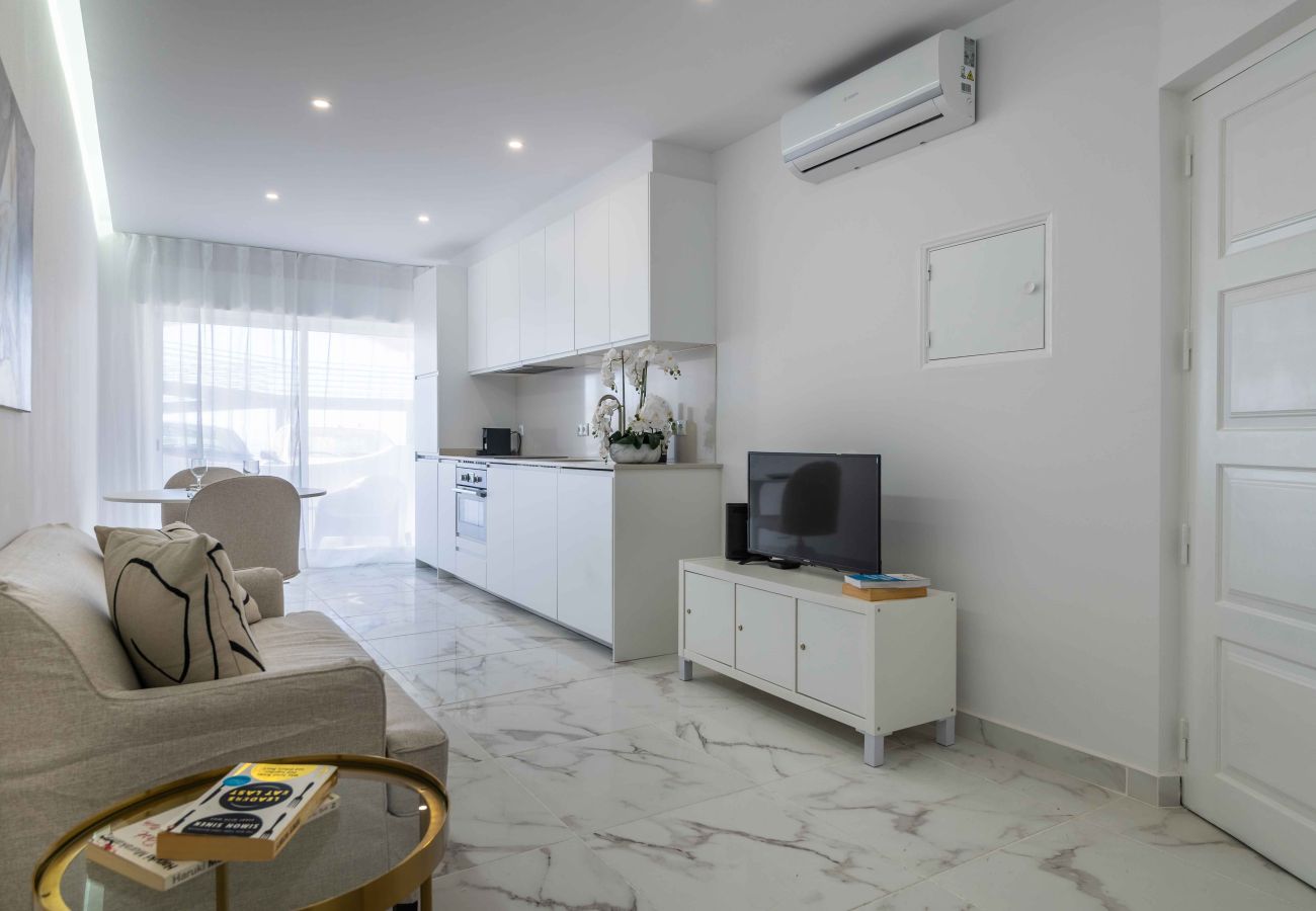 Apartment in Albufeira - Baleeira Sea View Studio