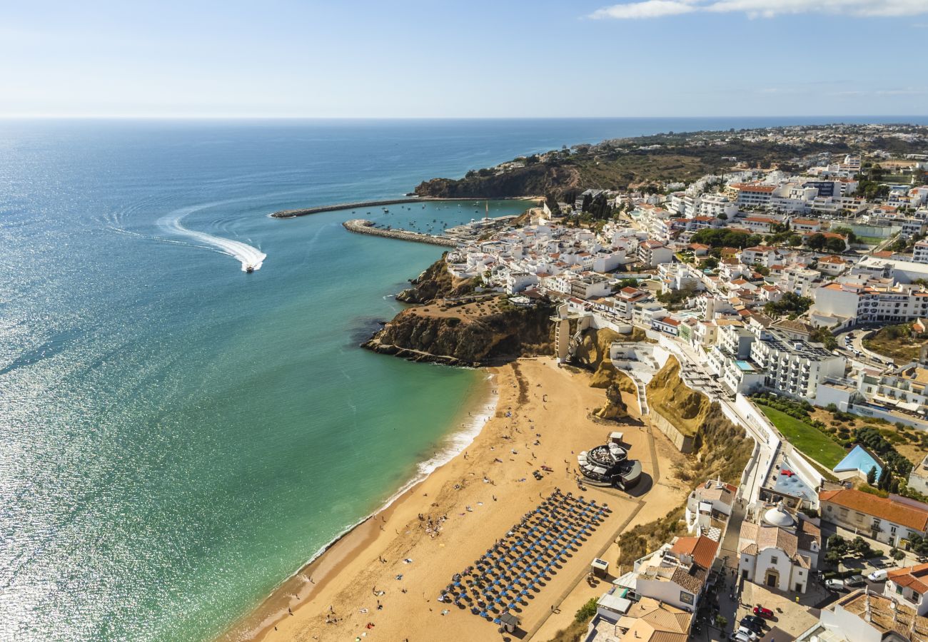 Studio in Albufeira - Downtown Studio Apartment F