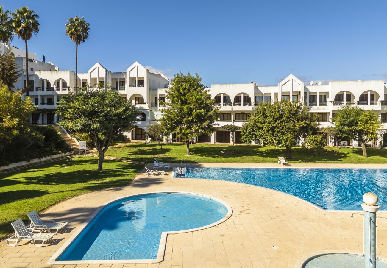 Apartment in Albufeira - Casa Alonso 2 Bedroom Apartment with Pool