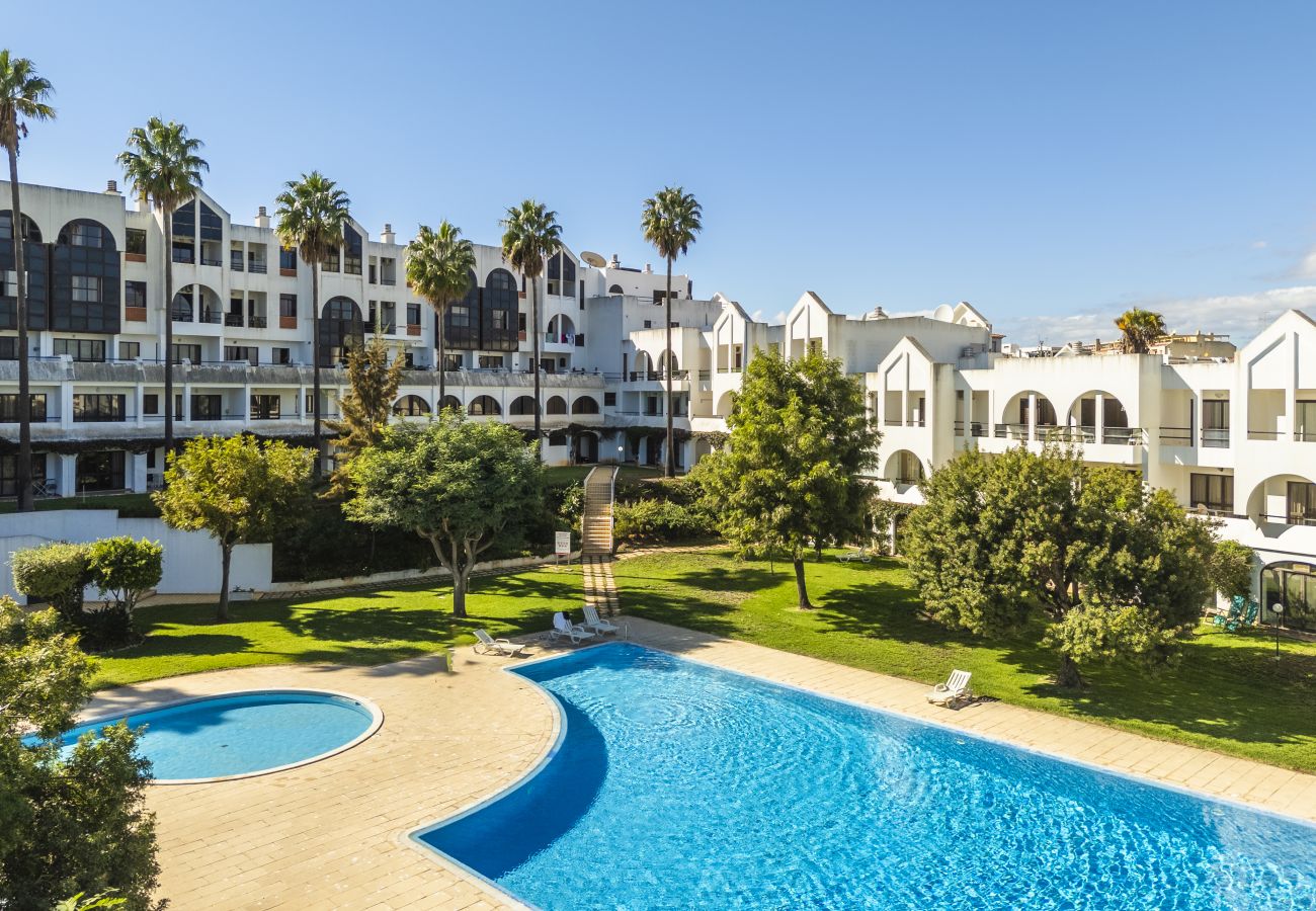 Apartment in Albufeira - Casa Alonso 2 Bedroom Apartment with Pool