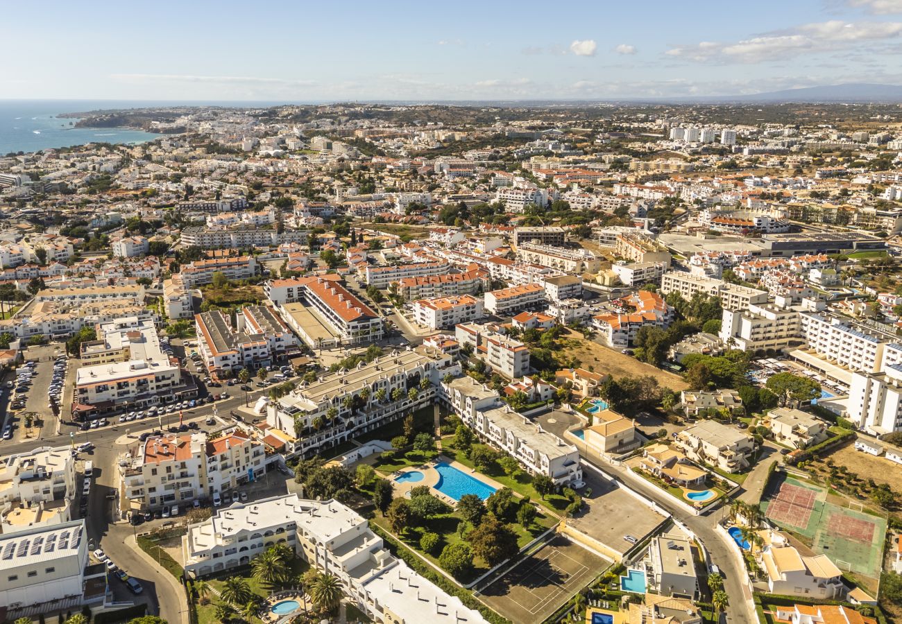 Apartment in Albufeira - Casa Alonso 2 Bedroom Apartment with Pool