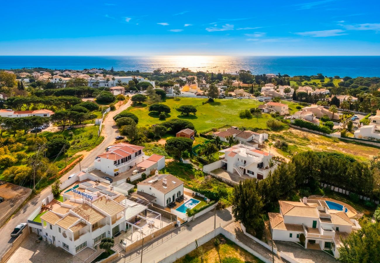 Villa in Albufeira - Casa das Conchas V4, Praia da Coelha