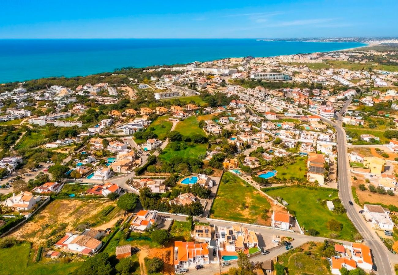 Villa in Albufeira - Casa das Conchas V4, Praia da Coelha