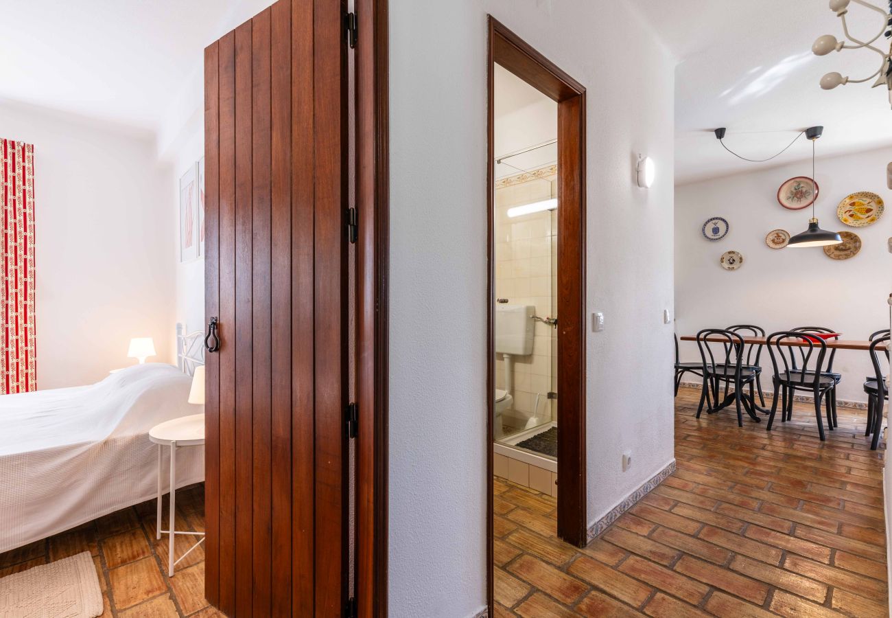 Villa in Albufeira - Casa das Conchas V4, Praia da Coelha