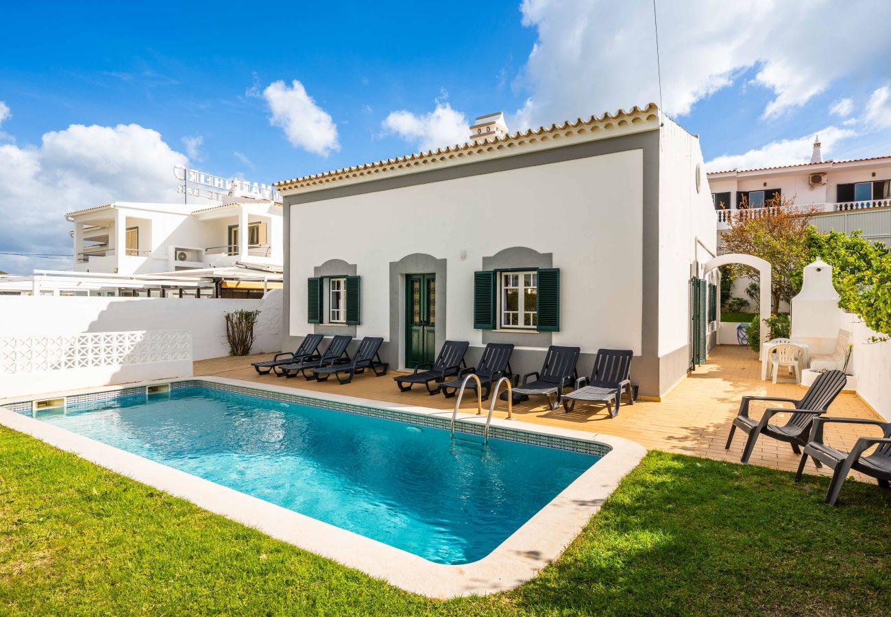 Villa in Albufeira - Casa das Conchas V4, Praia da Coelha