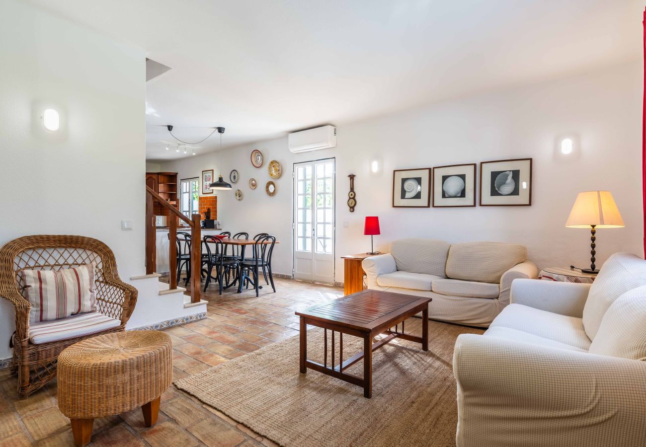 Villa in Albufeira - Casa das Conchas V4, Praia da Coelha