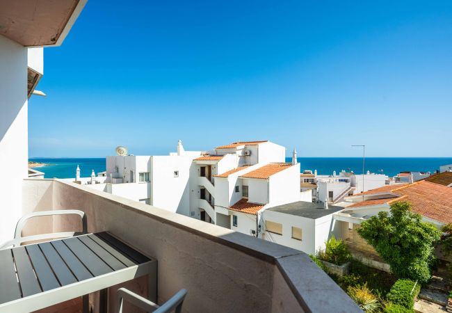 Apartment in Albufeira - Apartamento T1 VistaMar Centro Histórico Albufeira