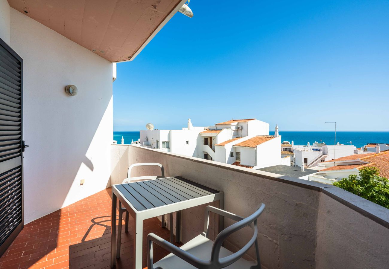 Apartment in Albufeira - Apartamento T1 VistaMar Centro Histórico Albufeira