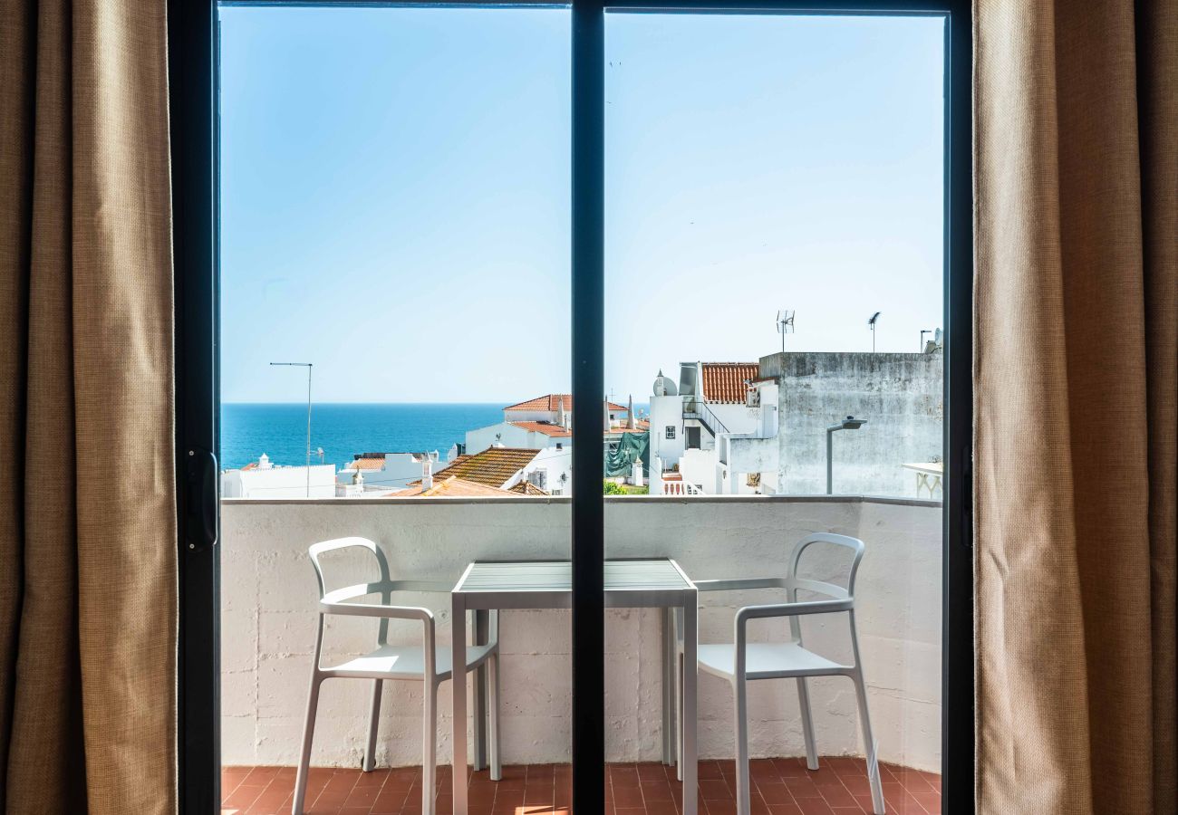 Apartment in Albufeira - Apartamento T1 VistaMar Centro Histórico Albufeira