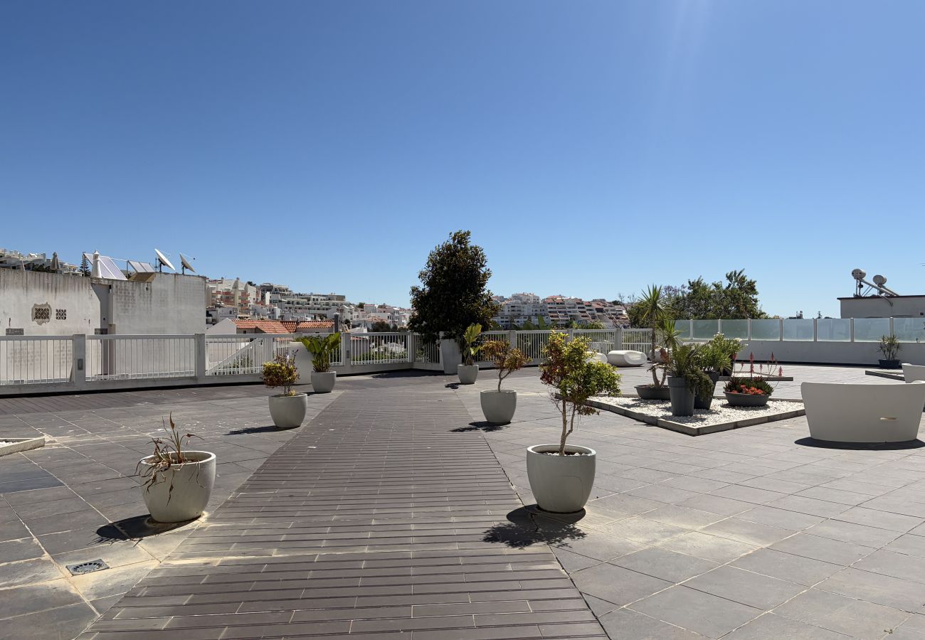 Apartment in Albufeira - Old Town Bayview T1 w/ Pool - 350m to beach