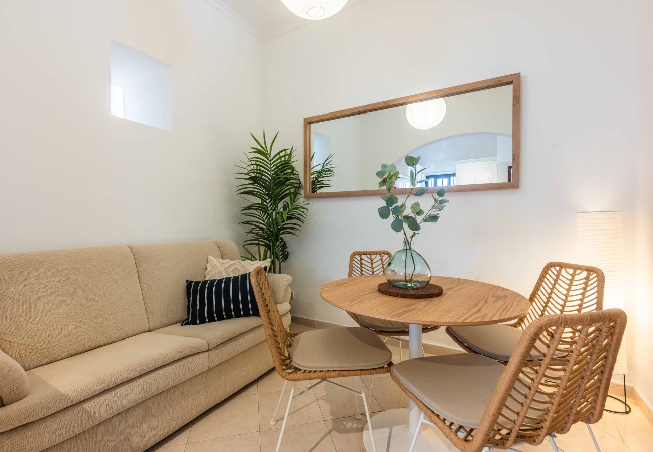 Terraced House in Albufeira - Casa da Bica T2, 250m Old Town Beach