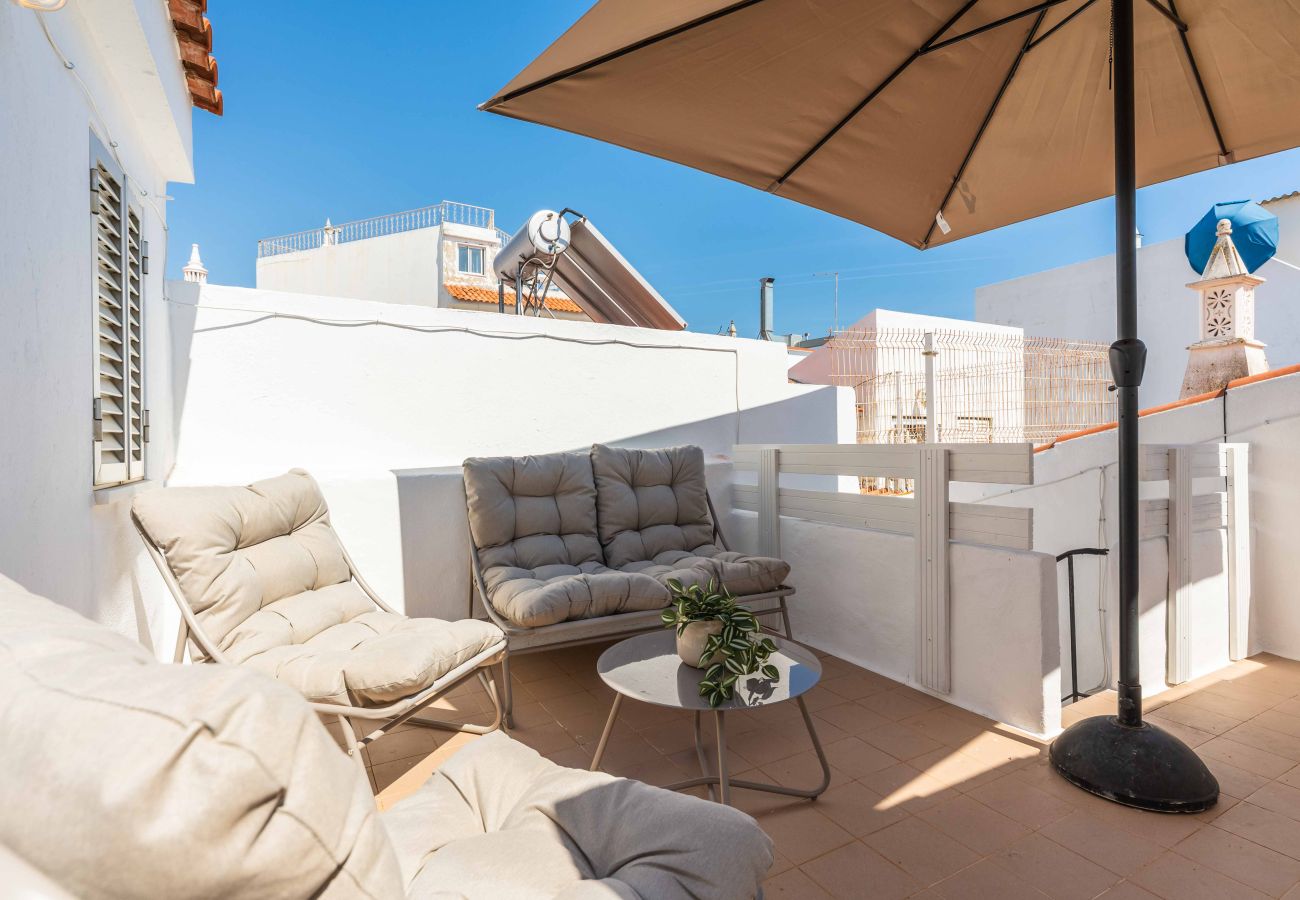 Terraced House in Albufeira - Casa da Bica T2, 250m Old Town Beach