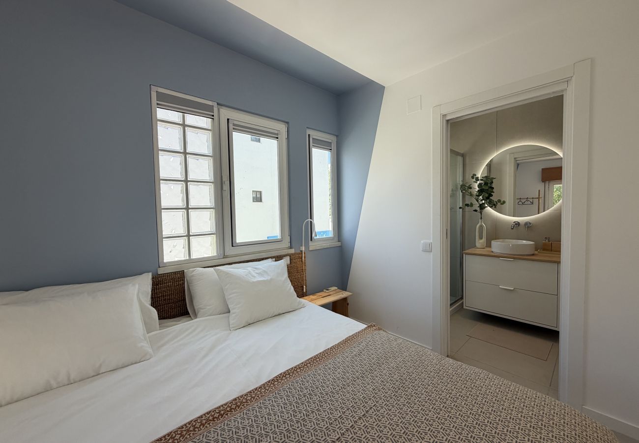 Apartment in Albufeira - Central Town 2-Bedroom Classy Apartment Albufeira