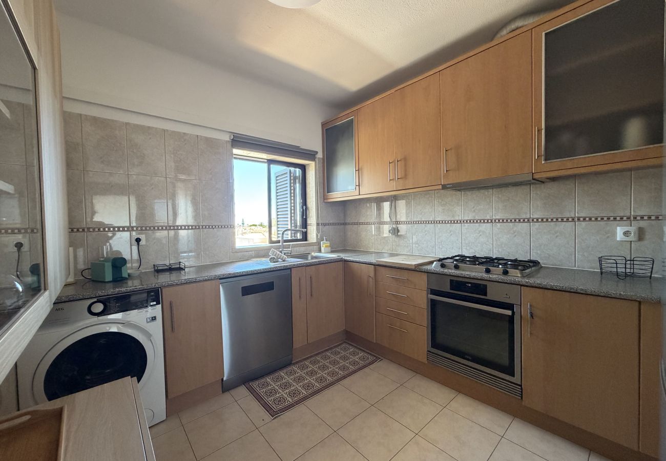 Apartment in Albufeira - Gale Beach Walk T3 Apartment